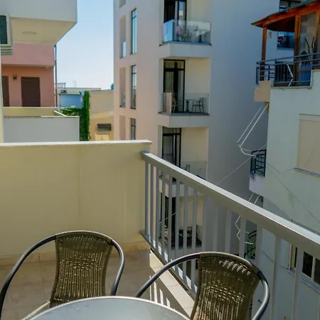 Apartment Shkembi I Kavajes 965 *